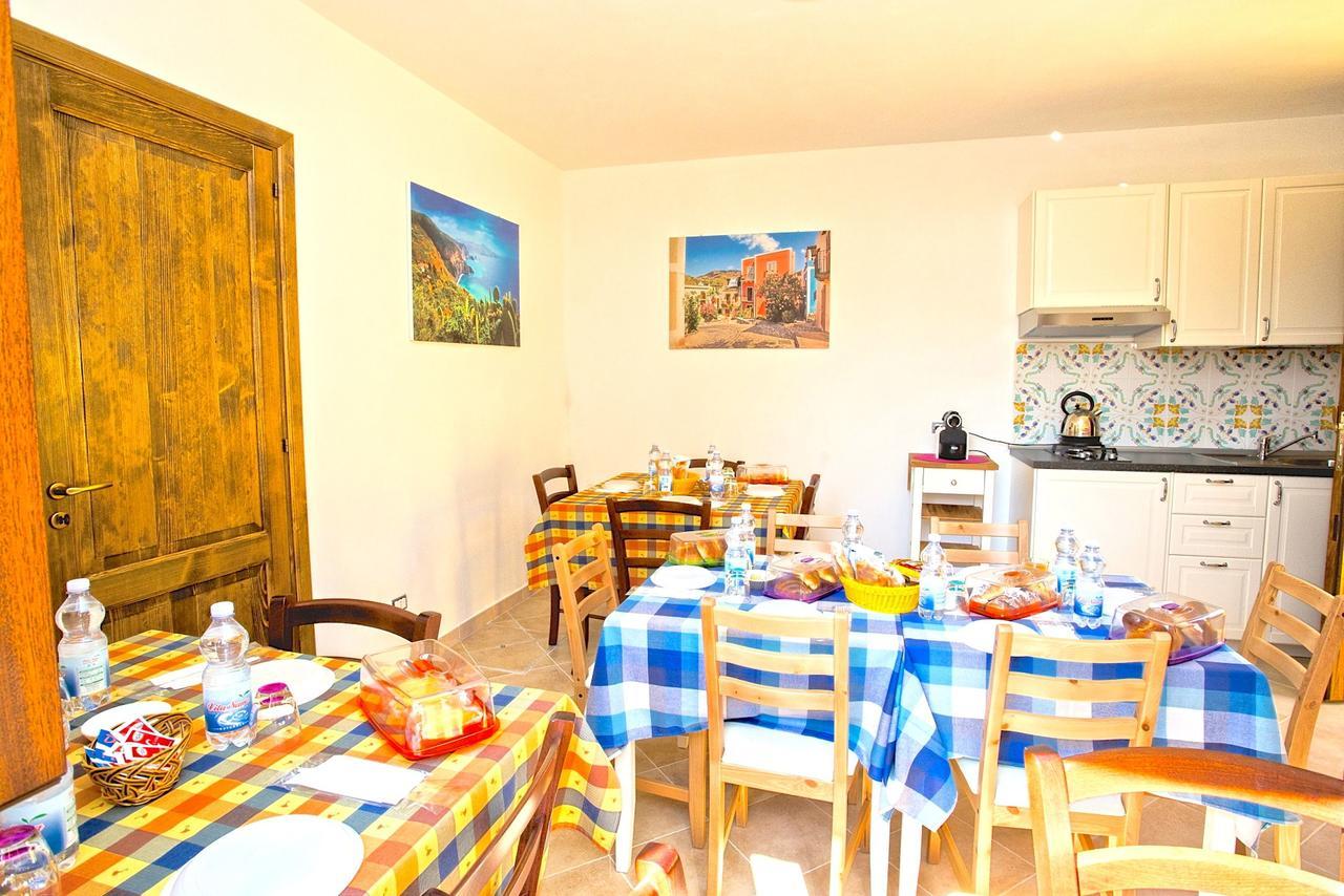Il Veliero Blu B&B Lipari Centro エクステリア 写真